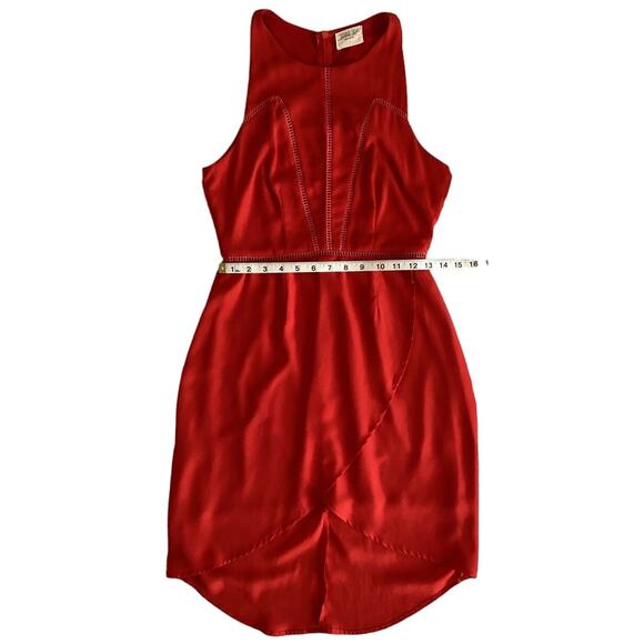 Sienna Sky High Low Sleeveless Crochet Asymmetrical Tulip Mini Dress Red S - Picture 8 of 16